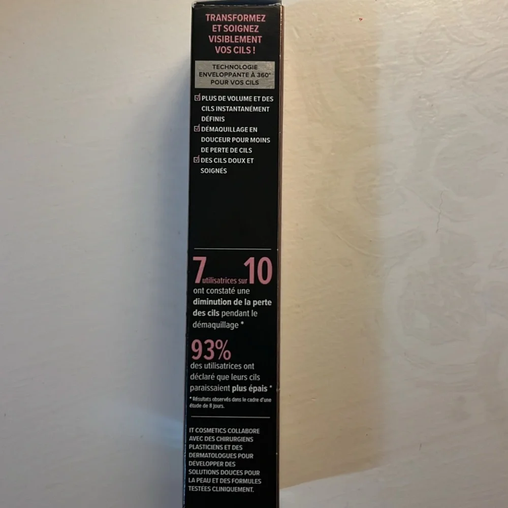It cosmetics Black Mascara, smudge, proof full size 8.5ml/ 0.28 fl oz